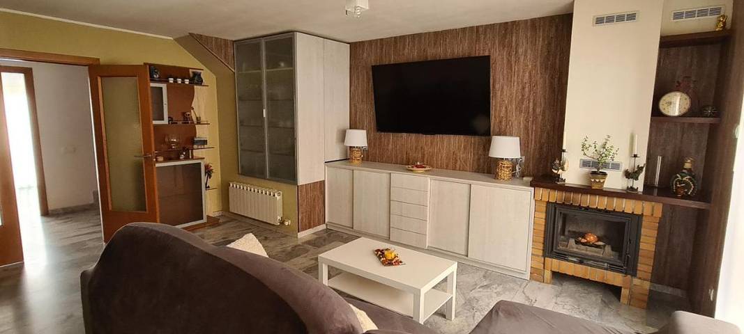 Casa de vacaciones para 12 personas, con vistas y balcón - 1