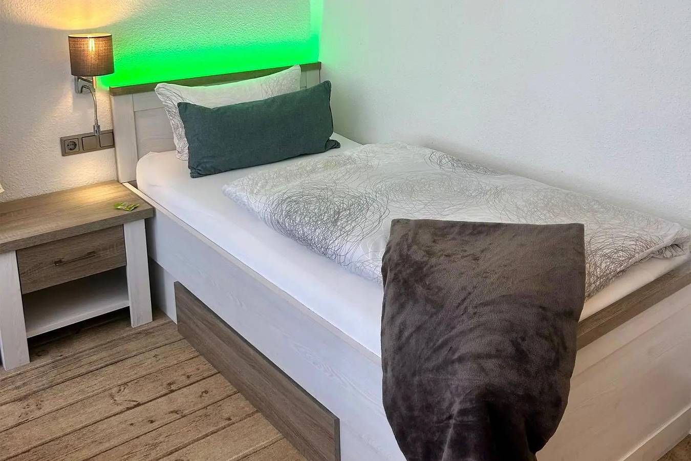 Ganze Ferienwohnung, Einzelzimmer (Ezh) in St. Peter-Bad, St. Peter-Ording