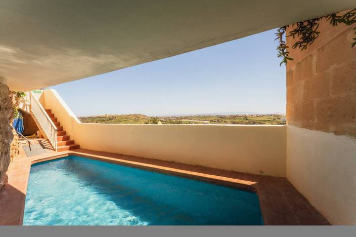 Appartement de vacances pour 3 personnes, avec jardin ainsi que piscine et balcon, adapté aux familles - 1