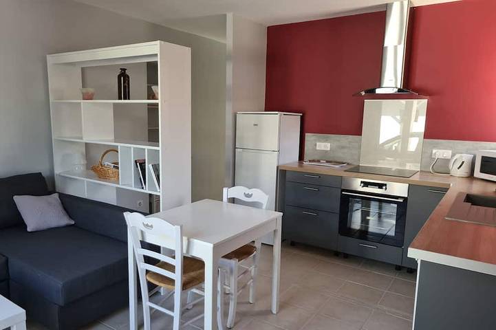 Gîte pour 2 personnes, avec terrasse et piscine à Mollans-sur-Ouvèze