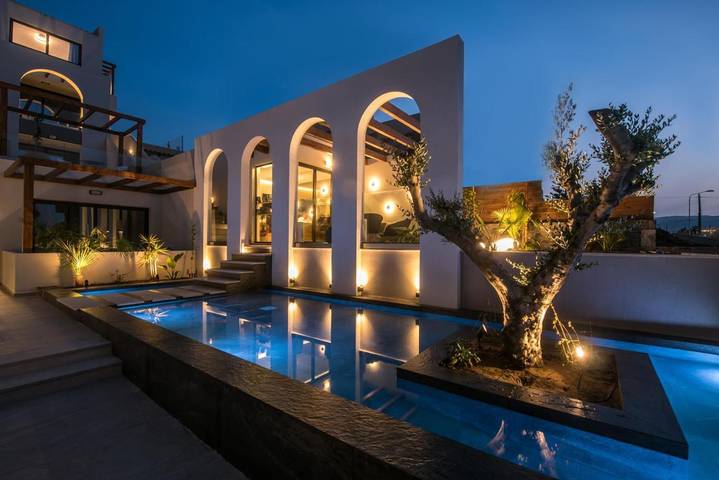 Appart’hôtel pour 2 personnes, avec Balcon et Jacuzzi ainsi que Terrasse et Jardin