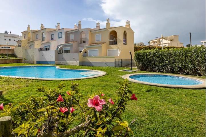 Casa de vacaciones para 6 personas, con jardín y piscina para niños - 1