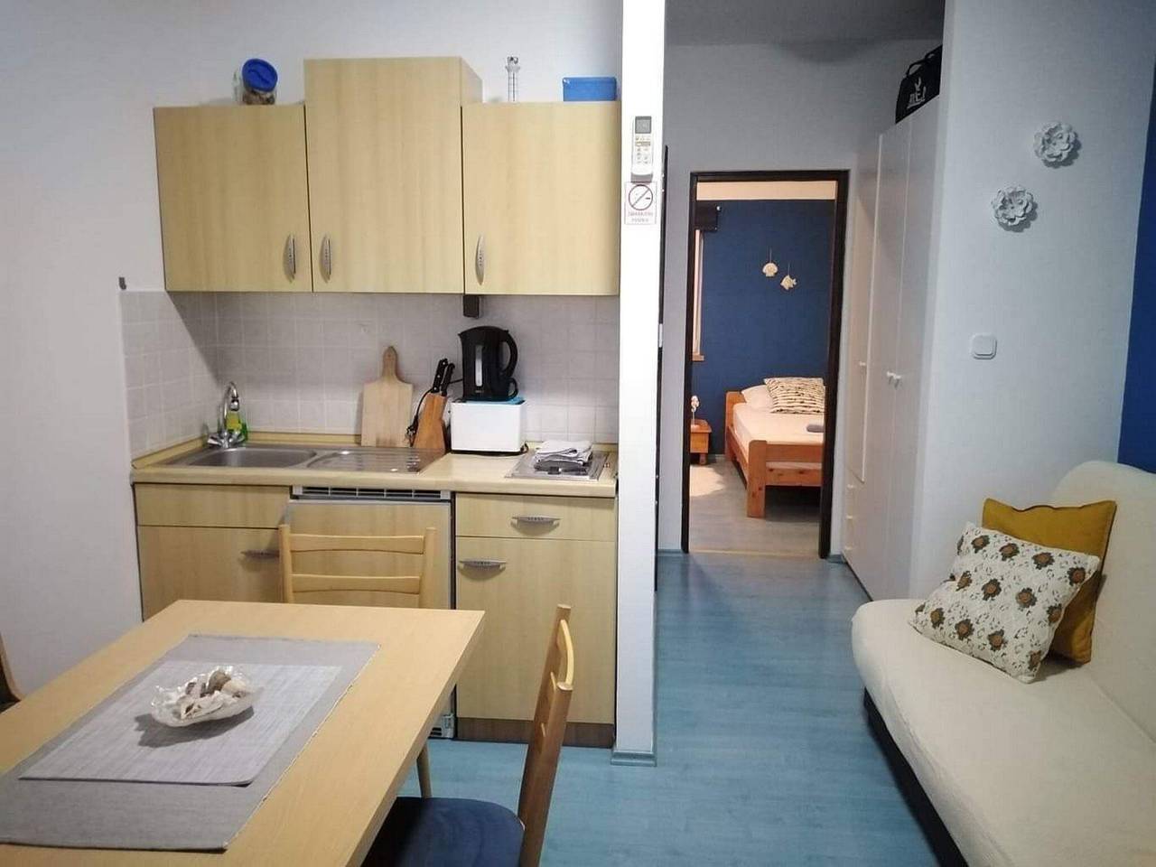 Apartament Wakacyjny dla 5 osoby w Pirovac, Żupania szybenicko-knińska