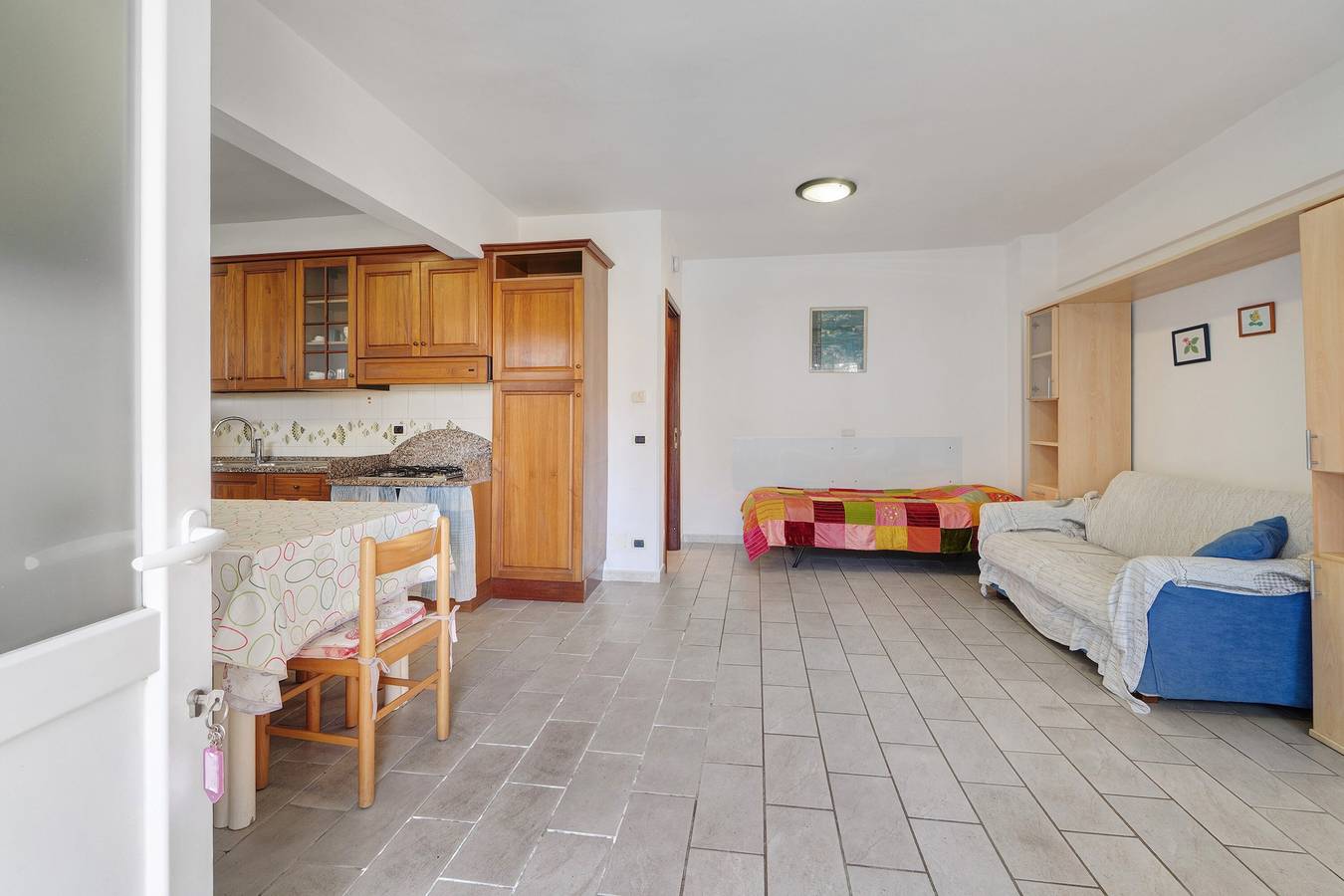 Ganze Wohnung, Ferienwohnung 'Il Faro' mit privater Terrasse und privatem Garten in Celle Ligure, Riviera di Ponente