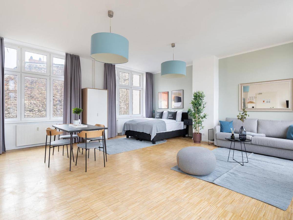 Ganze Wohnung, One-Bedroom Suite Xl in Tempelhof Berlin, Berlin