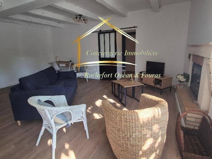 Location de vacances pour 8 personnes, avec balcon/terrasse à Breuil-Magné