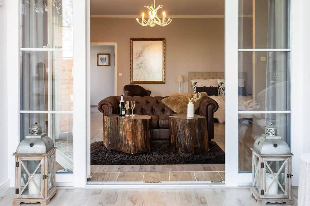 Exklusives Ferienhaus für 2 Personen, 75qm, Seenähe, mitten im Grünen in Langen (Brandenburg), Fehrbellin