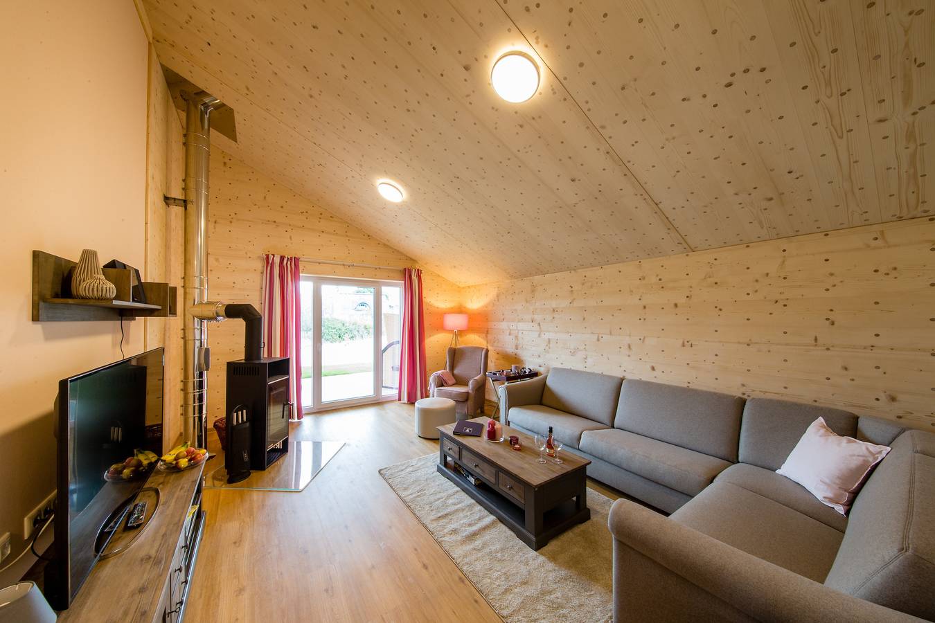 Typ E plus / "Peking" -P-Liner-Haus- in Wassersportfreier Strandbetrieb, Südstrand Pelzerhaken