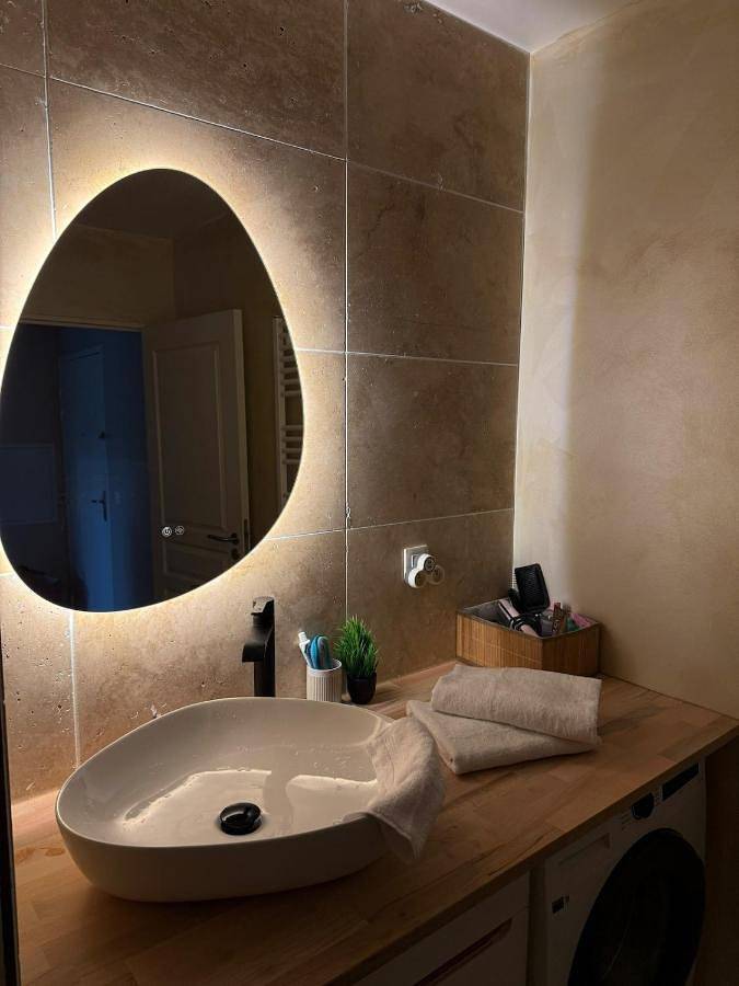 Gîte pour 2 personnes, avec vue et balcon à Saint-Jacques-de-la-Lande - 3