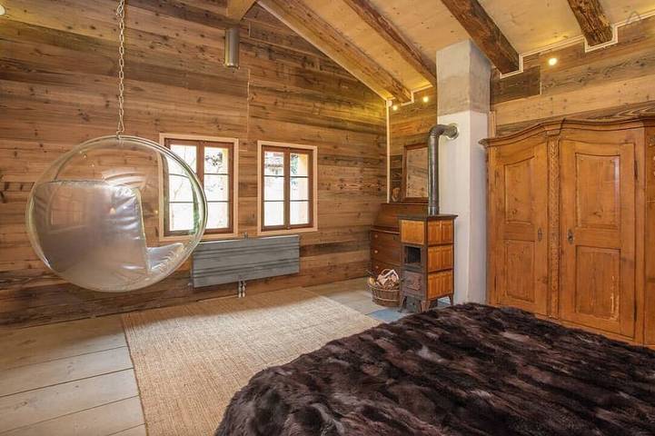 Gîte pour 7 personnes, avec terrasse ainsi que jardin et jacuzzi à Bex - 4