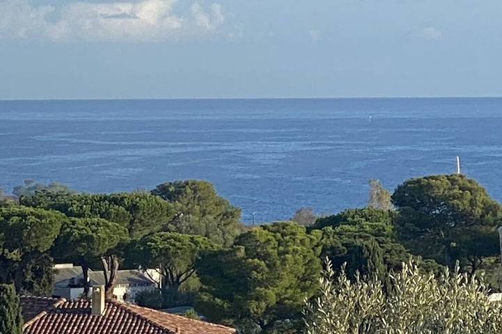 Maison de vacances pour 9 personnes, avec terrasse et jardin à Lumio