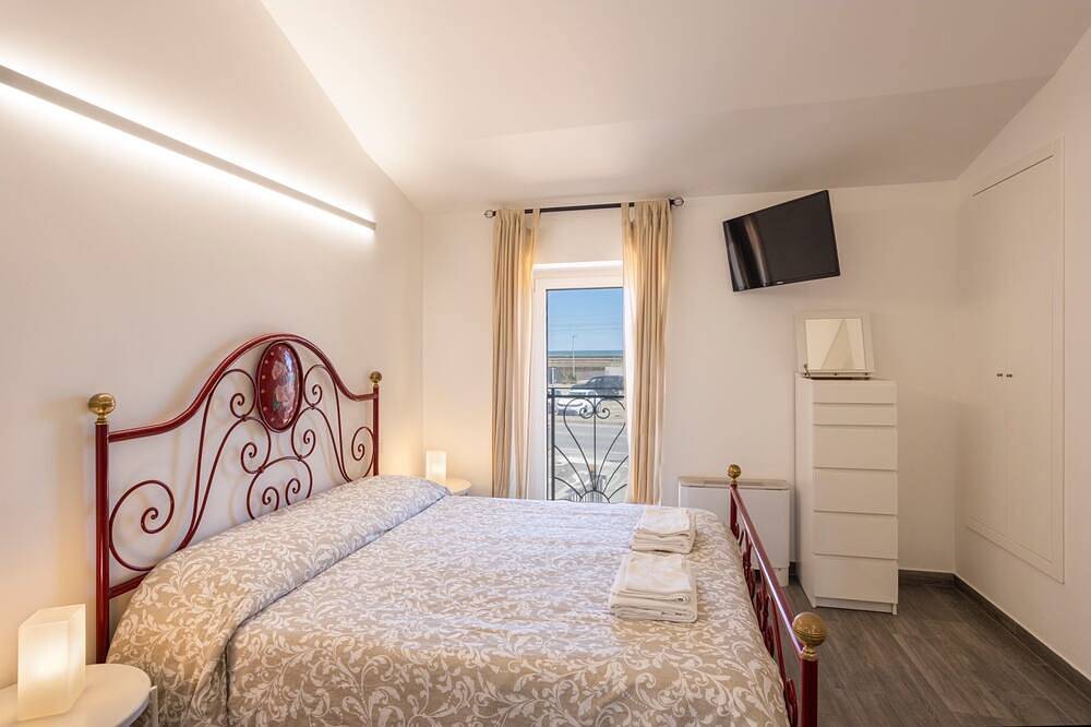 Entire apartment, Casa Faubert civitanova marche, 20 mt from the sea, pets allowed. in Fontespina, Adriatic Coast Marken