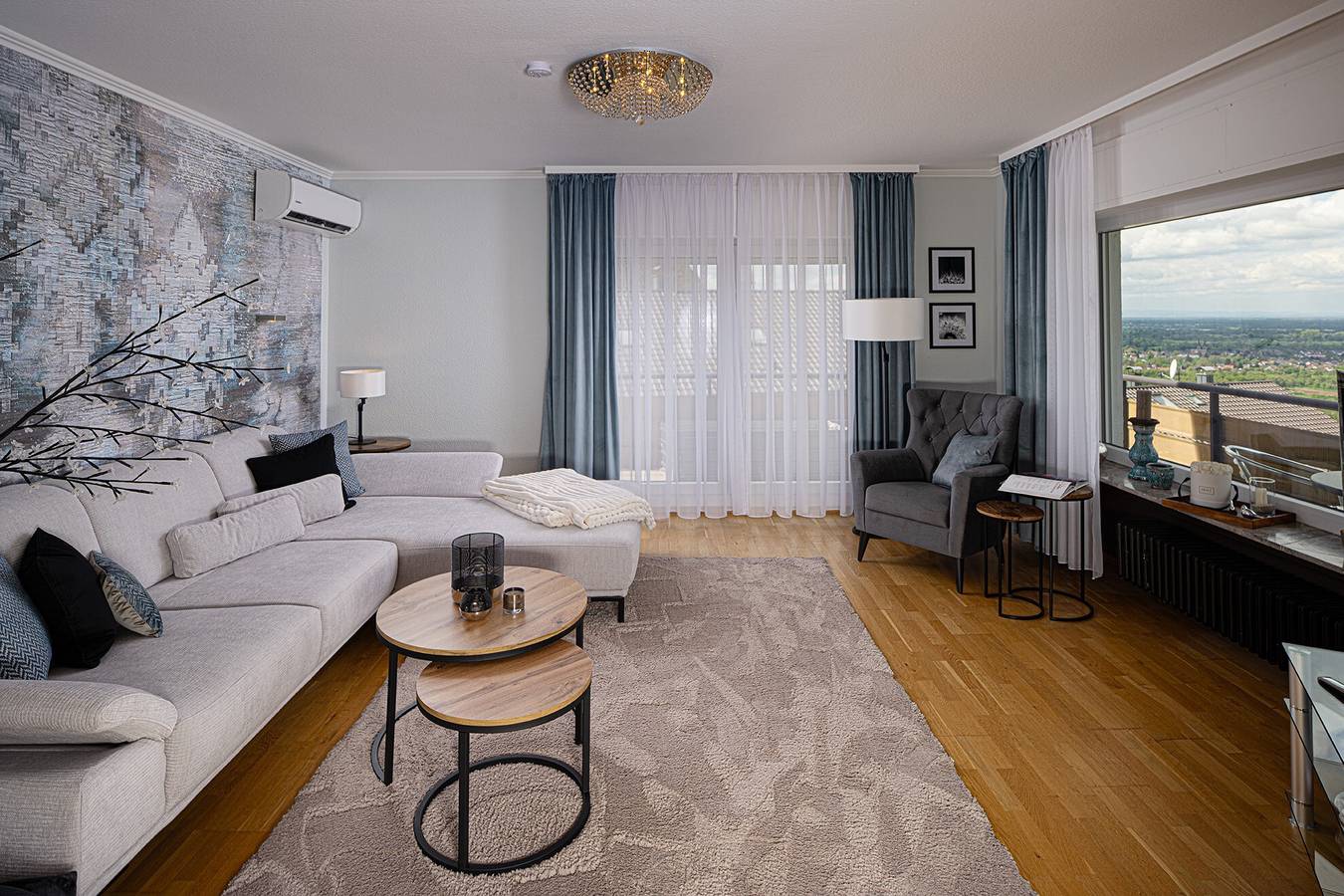 Apartamento entero, Baden-Chalet – Apartamento panorámico tranquilo en la Selva Negra con vistas al valle del Rin in Bühl, Selva Negra Central