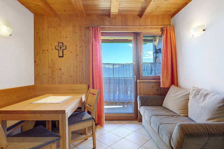 Agriturismo per 2 persone, con Balcone e Idromassaggio nonché Giardino in Alto Adige