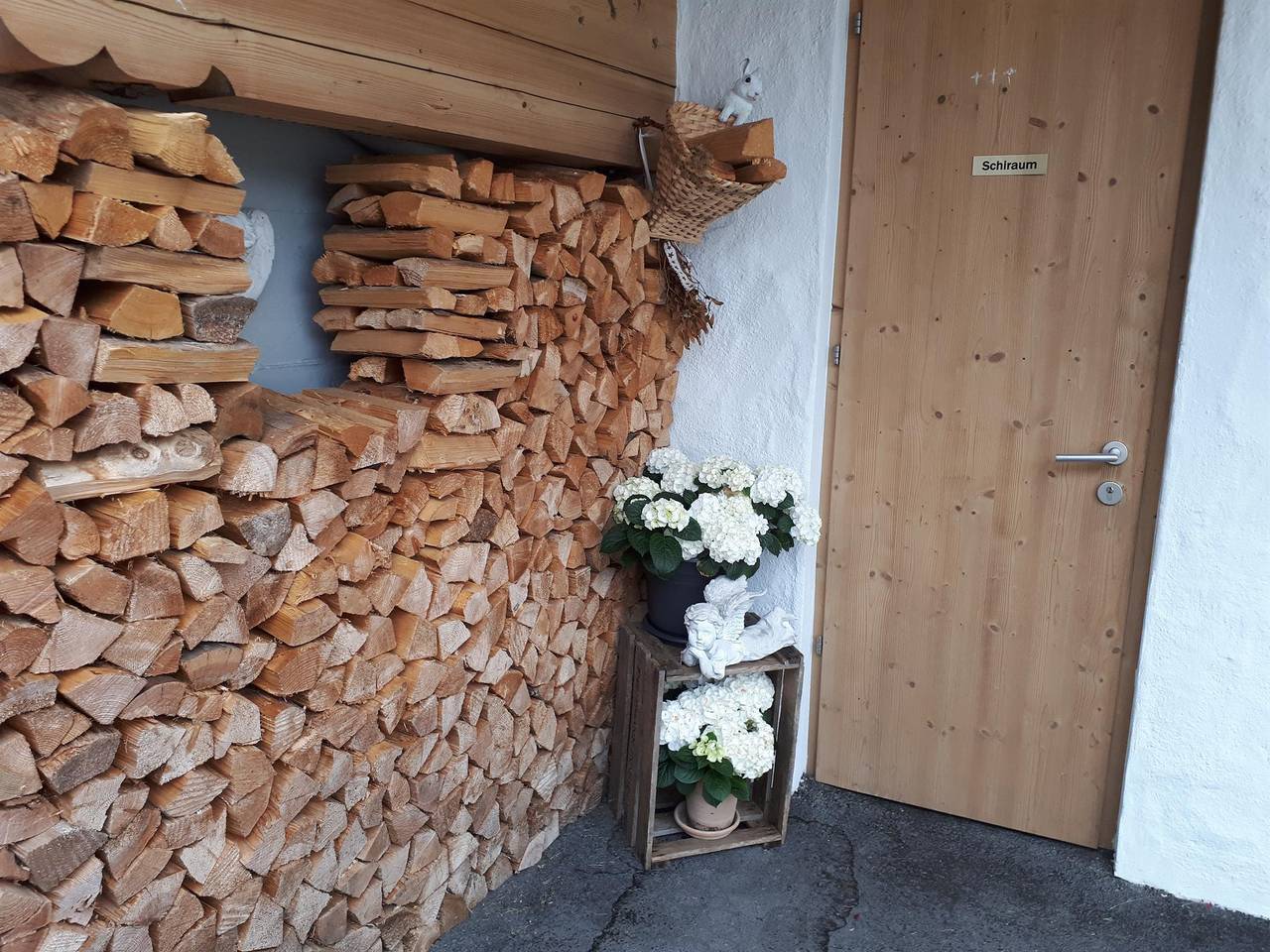 Ganze Ferienwohnung, Landhaus Taxach in Tuxer Alpen, Ried im Zillertal