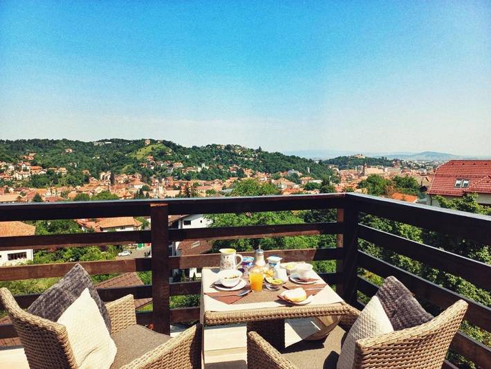 Maison d’hôte pour 2 personnes, avec vue et terrasse à Brașov