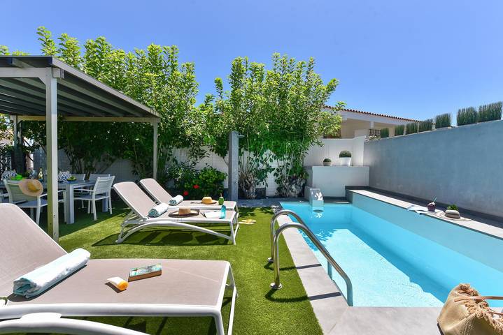 Bungalow para 4 personas, con terraza y jardín en San Agustín 