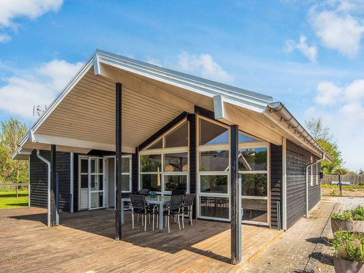 Ferienhaus für 6 Personen, mit Garten und Terrasse