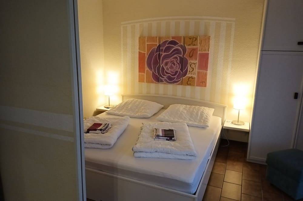 Ganze Wohnung, Ferienwohnung  Romantic, Stadtwohnung mit nur 1 Stufe barrierefrei in Bad Kissingen, Rhön-Bayern