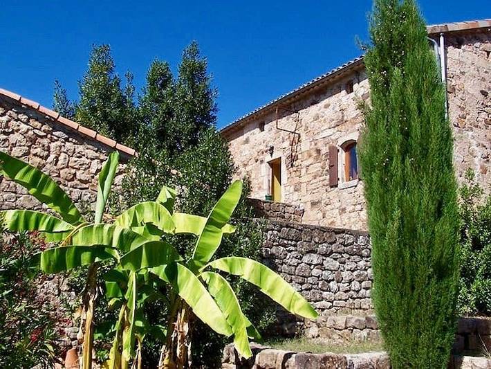 Gîte pour 4 personnes, avec piscine ainsi que jardin et terrasse, animaux acceptés en Ardèche - 2