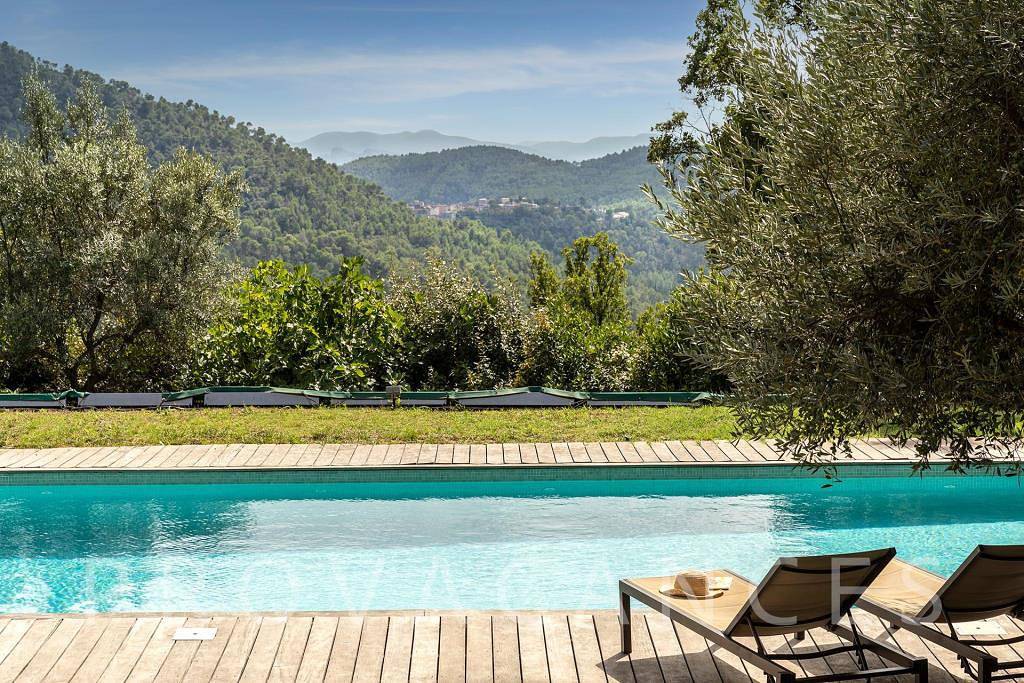Cozy villa with a fantastic view in Bargemon, Draguignan region