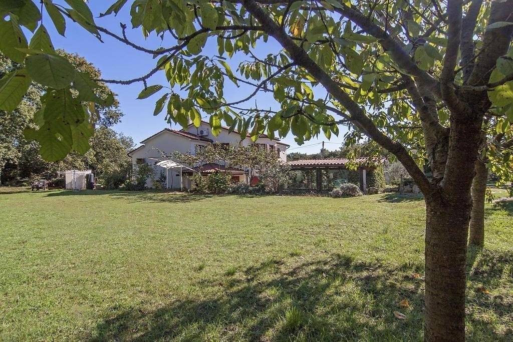 Ganze Wohnung, 1-Zimmer-Ferienwohnung mit Terrasse Stinjan, Pula A-22939-a in Pula, Südküste Istrien