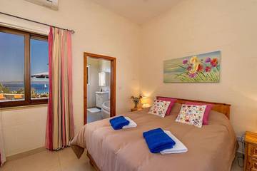 Villa for 9 People in Għajnsielem, Gozo, Photo 1