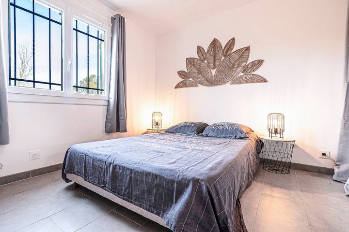 Appartamento intero, Appartamento vacanze per 5 persone con giardino in Sant Ambroggio, Lumio
