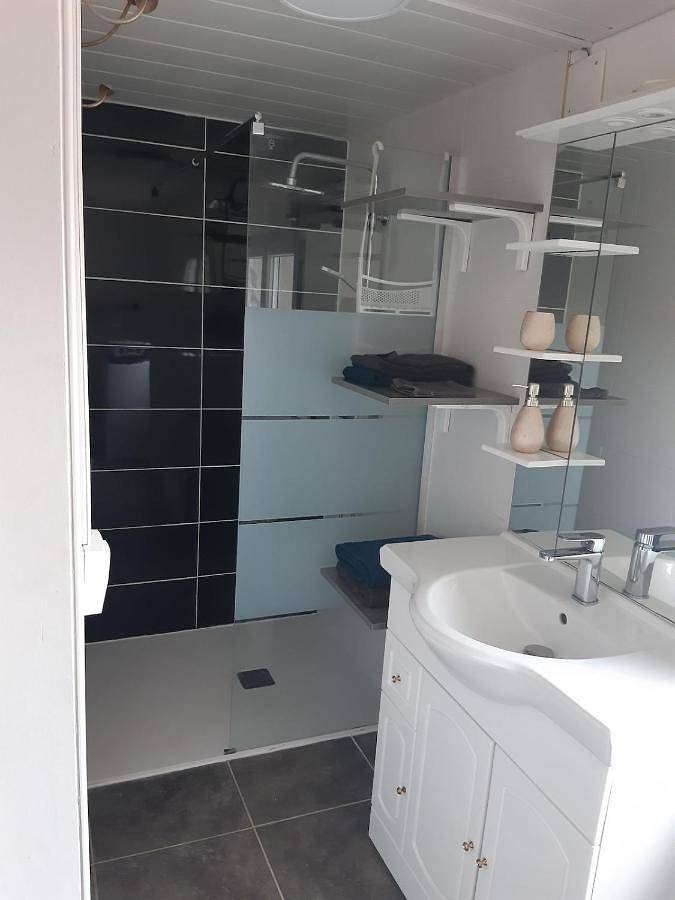 Gîte pour 2 personnes, avec vue et terrasse à Vieille-Brioude - 3