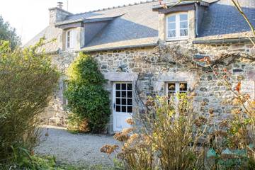 Gîte pour 8 personnes, avec terrasse à Plurien