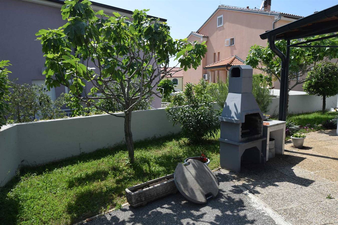 Ganze Wohnung, Ferienwohnung Fejer 1 mit Balkon in Njivice, Krk