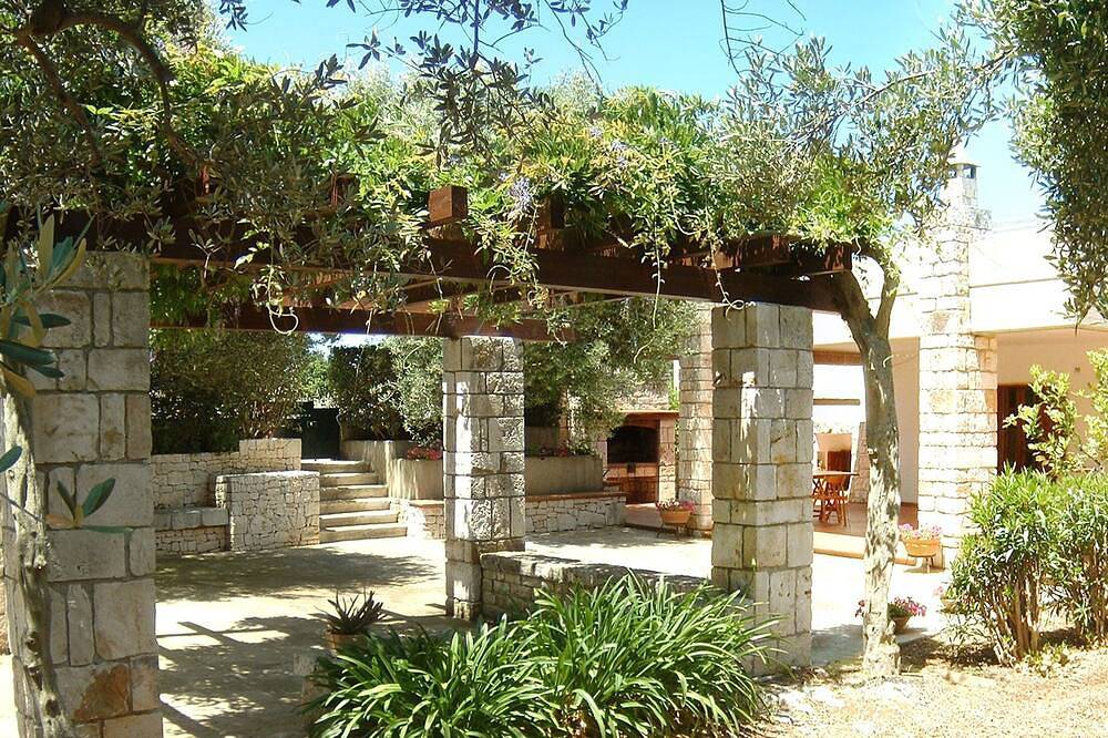 Villa pour 4 Personnes dans Polignano a Mare, Valle D'Itria