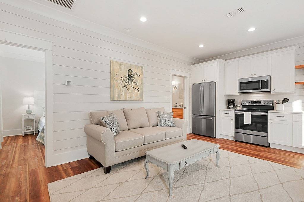 Direkt am Strand 1 Schlafzimmer am Strand in Bay St. Louis. Main St zu Fuß erreichbar! in Bay St. Louis, Mississippi Gulf Coast