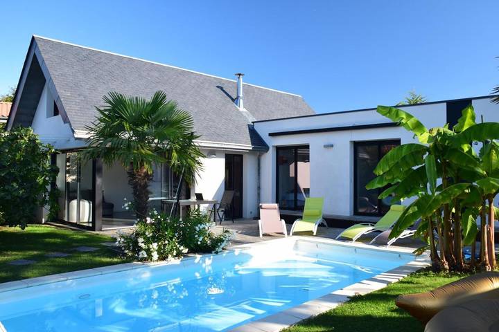 Maison de vacances pour 8 personnes, avec vue ainsi que jardin et piscine