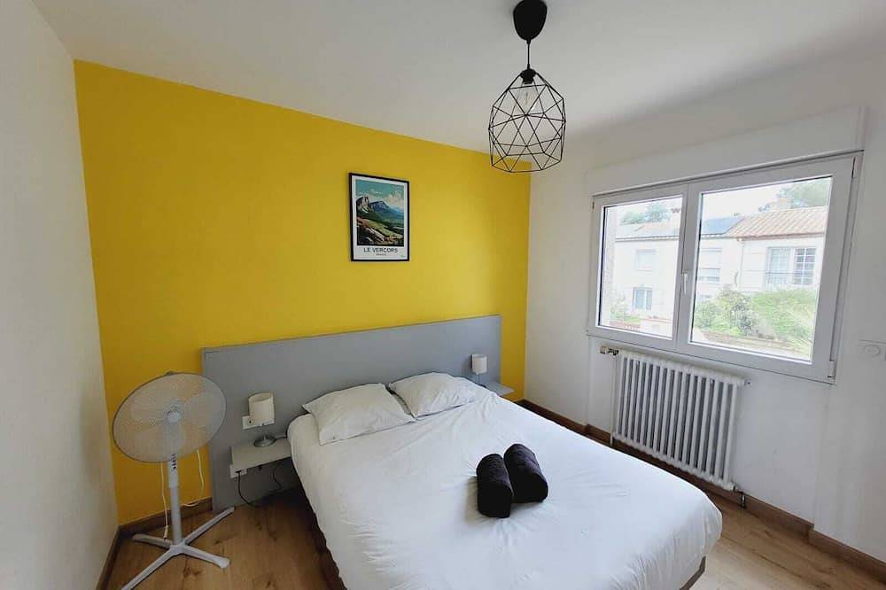 Grande maison familiale avec piscine in Villeneuve-lès-Béziers, Côte d'Améthyste