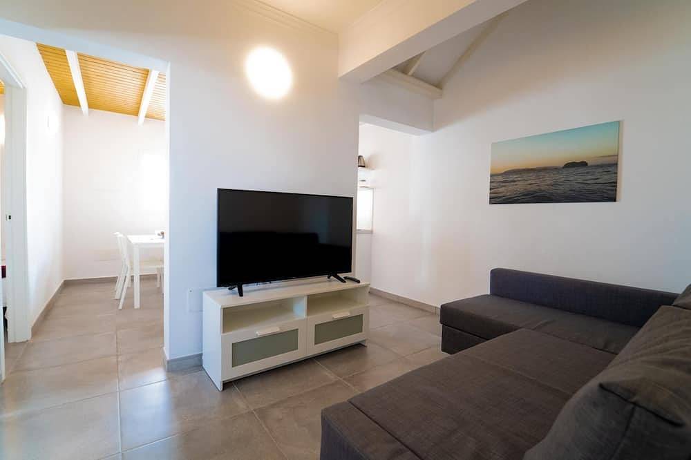 Apartamento entero, Apartamento luminoso con balcón en segunda planta, wifi y parking gratis. in Tahiche, Teguise