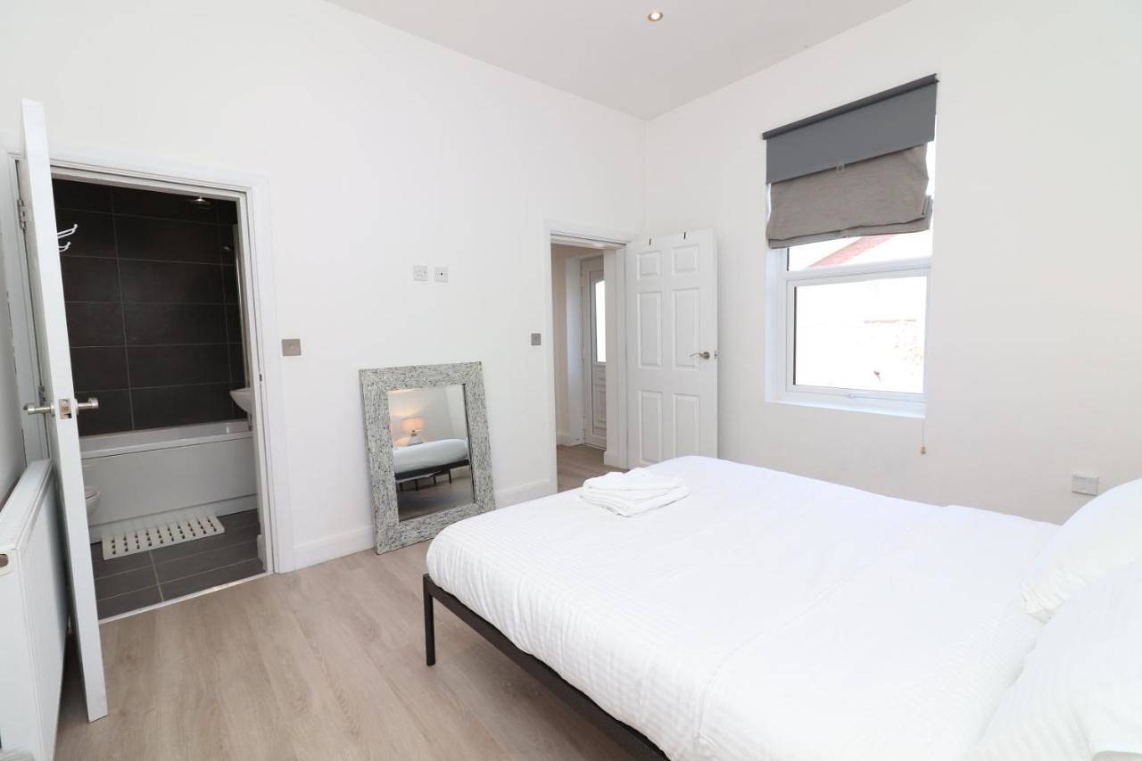 Entire apartment, One-Bedroom Apartment in Chester, Cheshire West and Chester