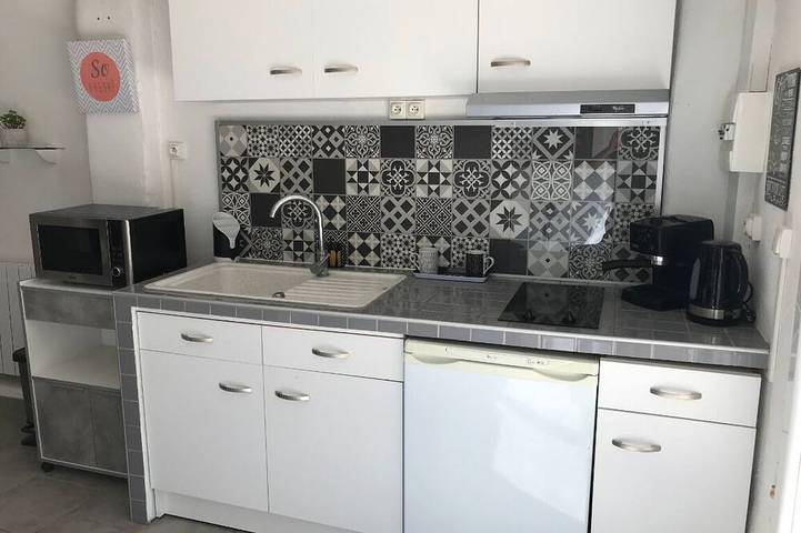 Location de vacances pour 2 personnes, avec Terrasse à Carnoux-en-Provence