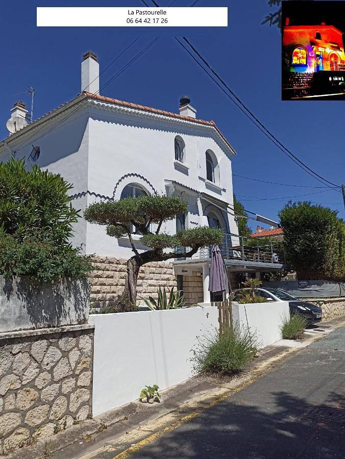 B&b voor 2 personen, with Terras and Whirlpool as well as Tuin and Uitzicht in Royan