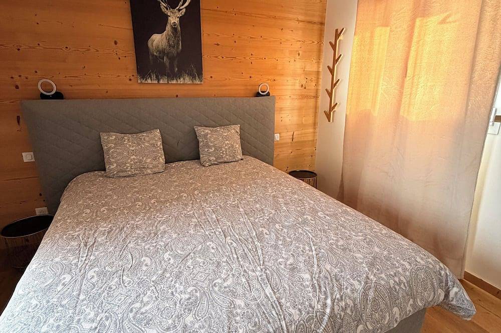 Mountain chalet overlooking Cordon near Combloux, Megeve and Chamonix in Sallanches, Pays du Mont-Blanc