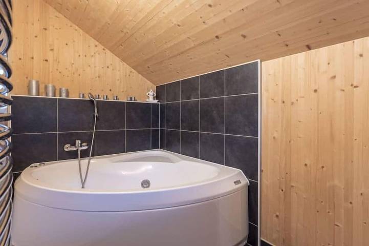 Superior #43 mit Sprudelwanne in Rottenmanner und Wölzer Tauern, Hohentauern