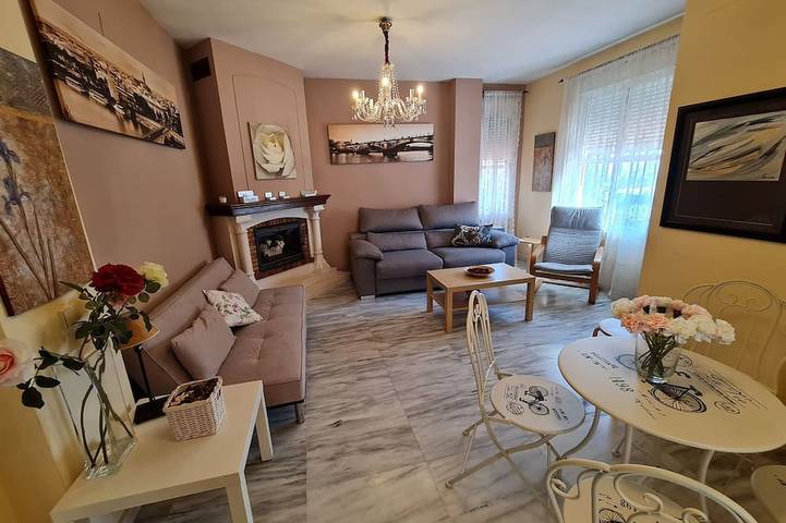 Belle maison à 5 minutes du centre de Séville in Valero Chico, Castilleja de la Cuesta