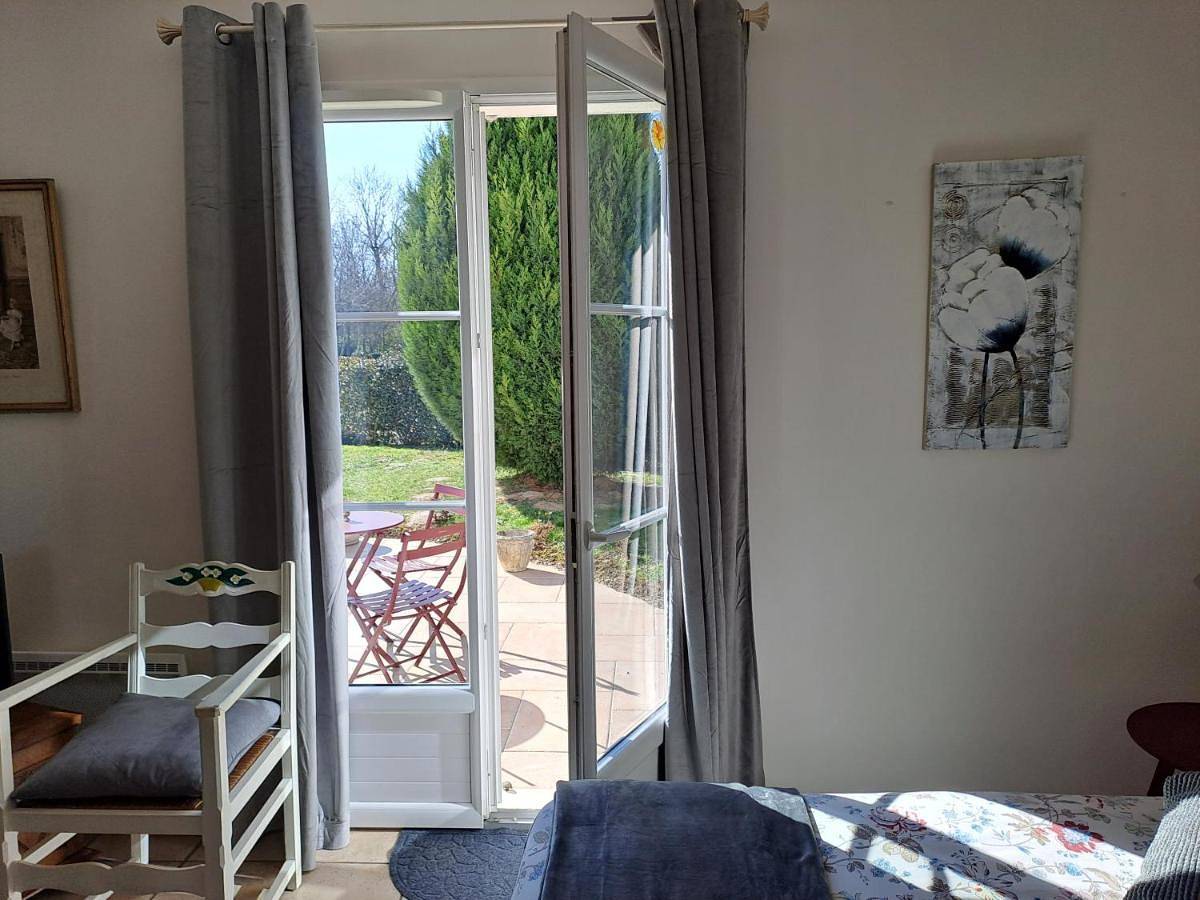 Double Room with Garden View in Montépilloy, Oise