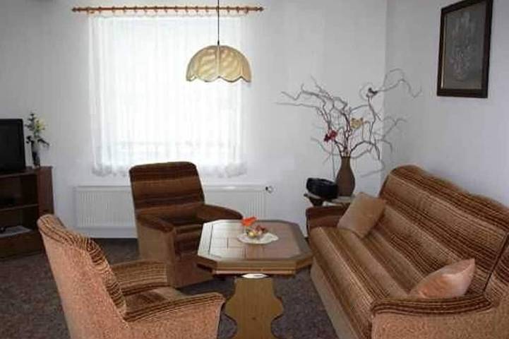 Ferienwohnung für 2 Personen, mit Terrasse und Garten in Barkhagen - 4