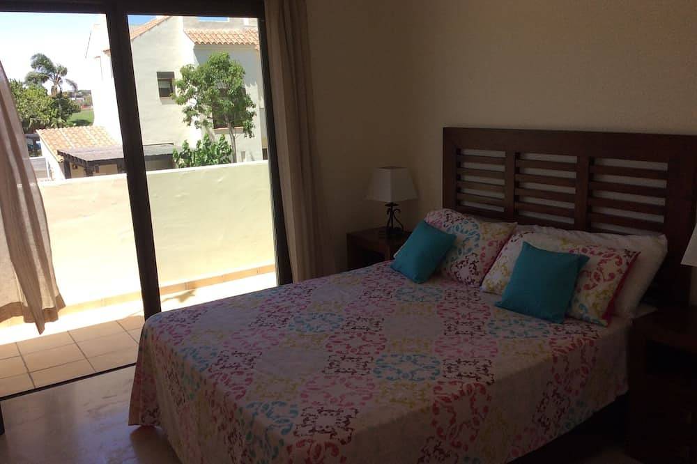 Vakker 3-sengs villa (soveplass til 6) på gated Roda Golf and Beach Resort in Roda Golf, San Javier