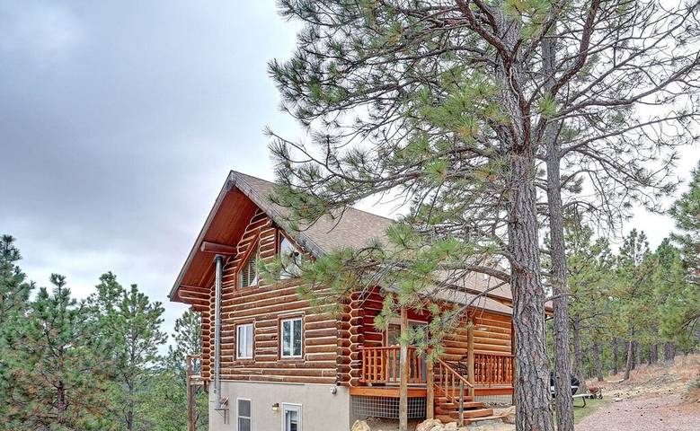 Vacation house for 6 people, with yard and balcony in Mount Rushmore