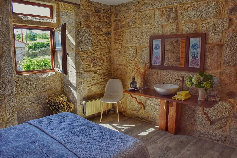 Casa dos Amos in Ponteceso, Costa da Morte