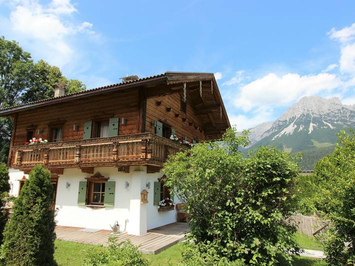 Appartement voor 7 personen, with Balkon and Terras as well as Tuin in Ellmau