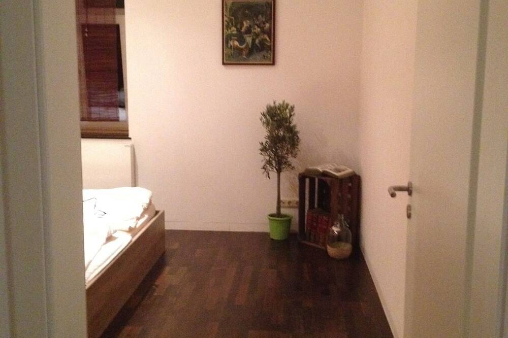 Ganze Wohnung, Maisonette Wohnung in Südstadtvilla in Wartburg, Eisenach