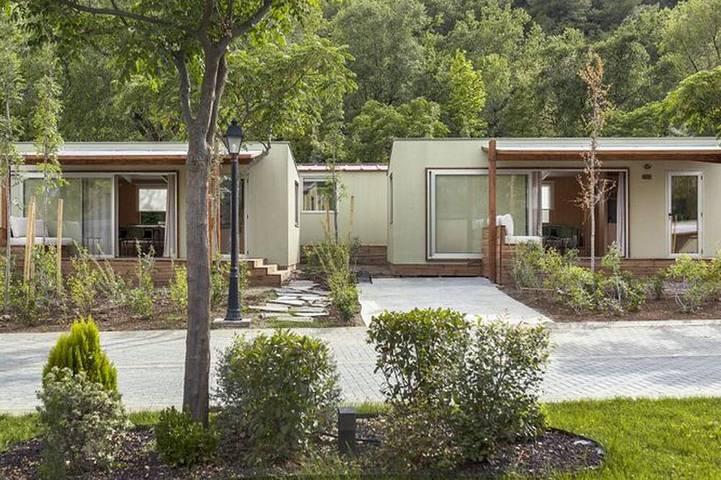 Mobile home for 4 people - 1